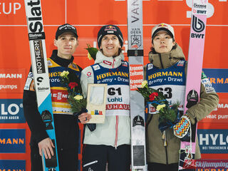 Domen Prevc (SLO), Daniel Tschofenig (AUT), Ryoyu Kobayashi (JPN)